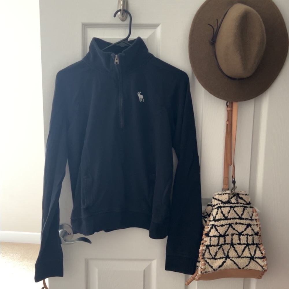 Abercrombie & Fitch Sweatshirt